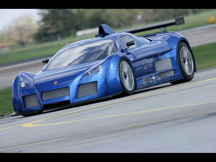 Gumpert Apollo 2006 года  (фото 12 из 23)